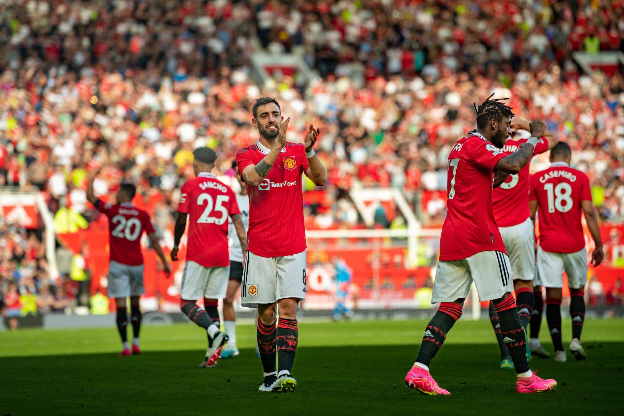 他更年轻 他更年轻